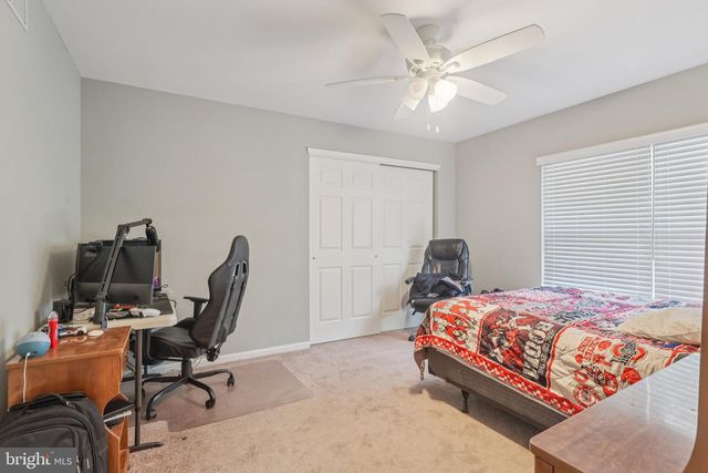 17 RIDGEVIEW RD, Delran, NJ 08075