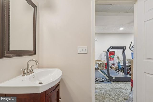 17 RIDGEVIEW RD, Delran, NJ 08075