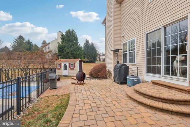 17 RIDGEVIEW RD, Delran, NJ 08075