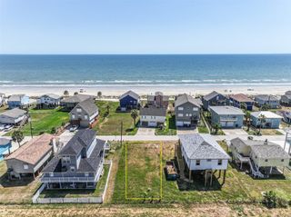 13030 John Reynolds, Galveston, TX 77554