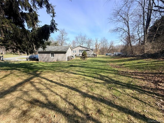 77 Upper rd Road, Middletown, NY 10940