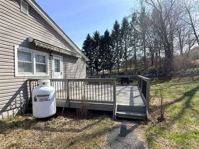 77 Upper rd Road, Middletown, NY 10940
