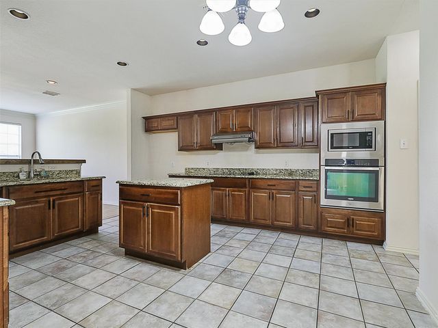 9233 Dark Forest Drive, Plano, TX 75025