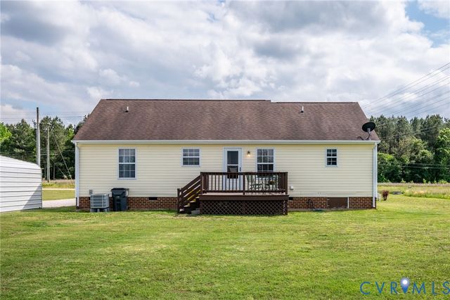5280 W Quaker Rd, Disputanta, VA 23842