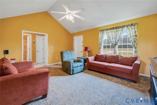 5280 W Quaker Rd, Disputanta, VA 23842