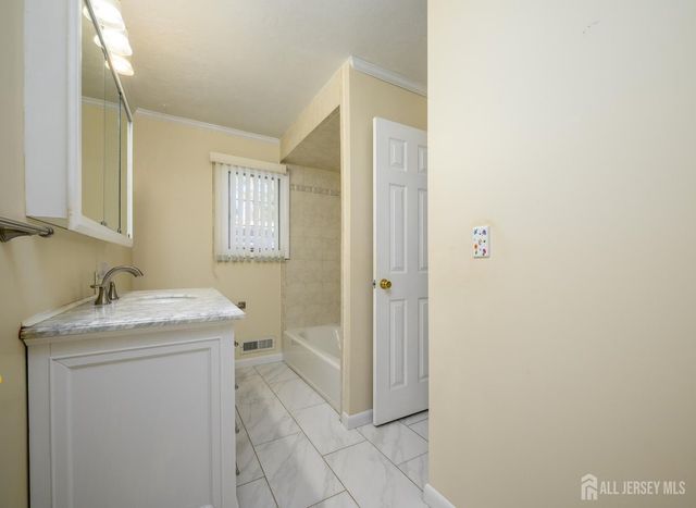 95 New Dover Avenue, Colonia, NJ 07067