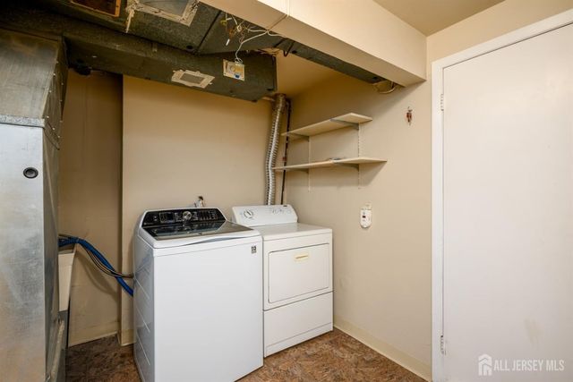 95 New Dover Avenue, Colonia, NJ 07067