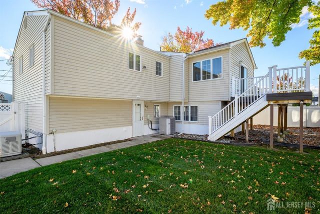 95 New Dover Avenue, Colonia, NJ 07067