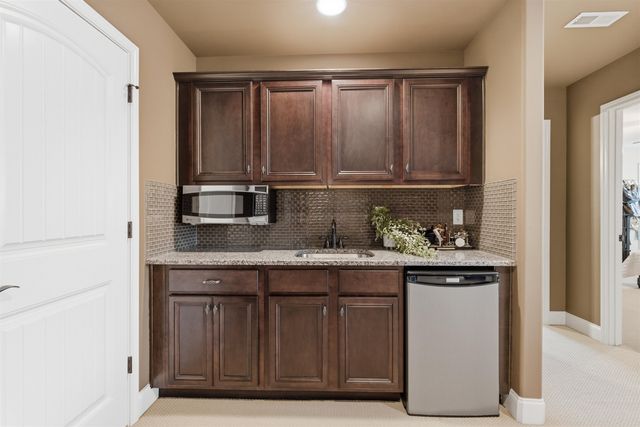 230 Tuxedo Lane, Greer, SC 29651