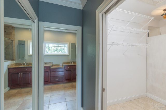 4561 Soundside Ter, Gulf Breeze, FL 32563