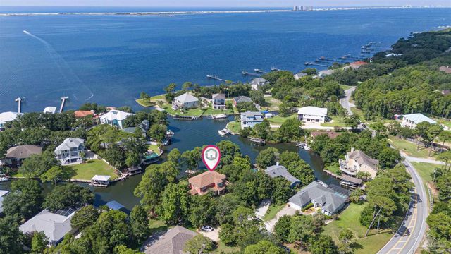 4561 Soundside Ter, Gulf Breeze, FL 32563