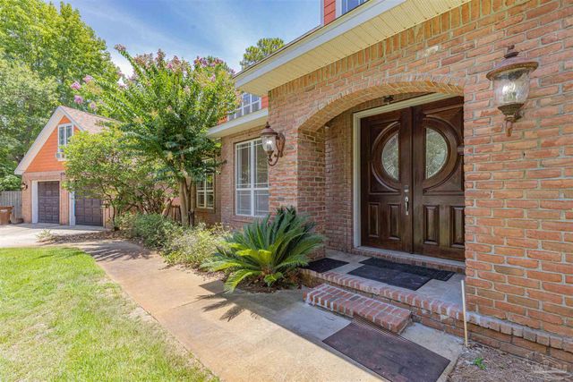 4561 Soundside Ter, Gulf Breeze, FL 32563