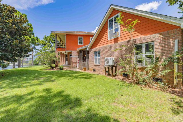 4561 Soundside Ter, Gulf Breeze, FL 32563
