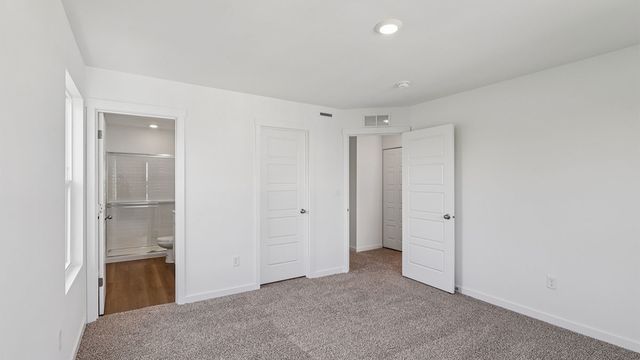 915 Briar Glen Court, Hampshire, IL 60140