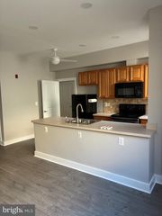 400 RENFRO DR #209, Glen Burnie, MD 21060