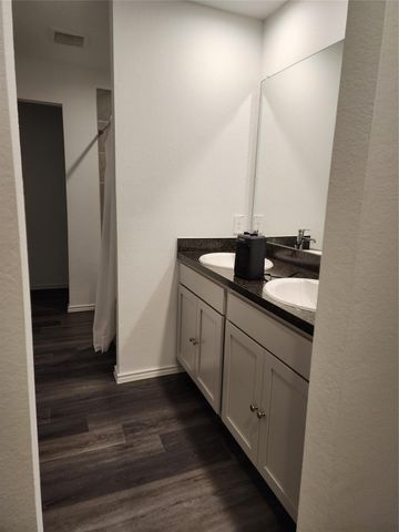 5203 Mossdale Bluff Lane, Spring, TX 77373