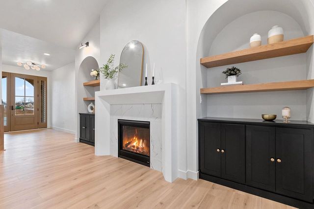 3763 EDWINA DRIVE, De Pere, WI 54115