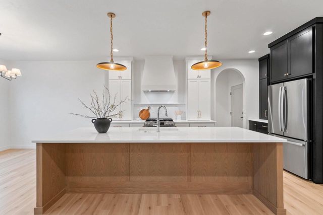 3763 EDWINA DRIVE, De Pere, WI 54115