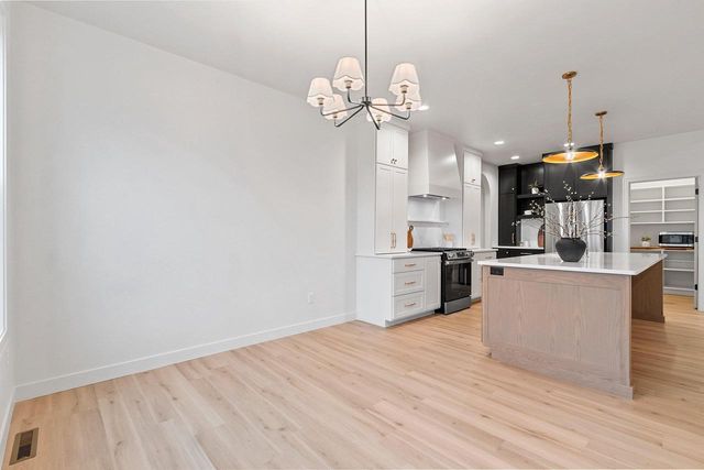 3763 EDWINA DRIVE, De Pere, WI 54115