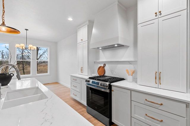 3763 EDWINA DRIVE, De Pere, WI 54115