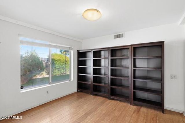 1621 E NORTHSHORE Drive, Tempe, AZ 85283