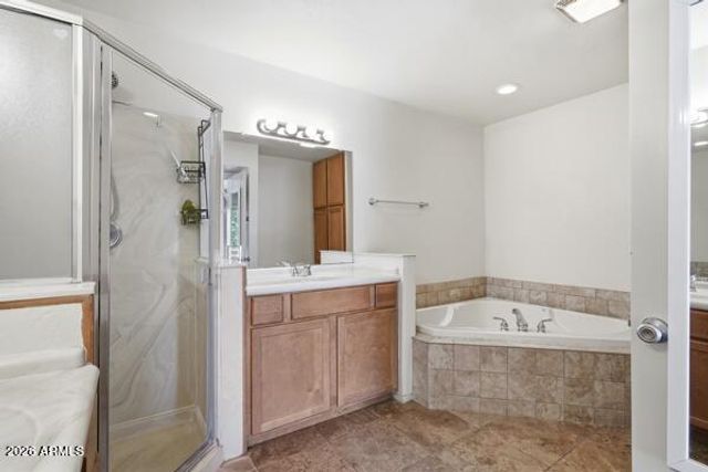 1621 E NORTHSHORE Drive, Tempe, AZ 85283
