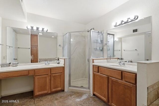 1621 E NORTHSHORE Drive, Tempe, AZ 85283