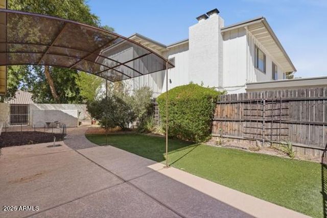 1621 E NORTHSHORE Drive, Tempe, AZ 85283
