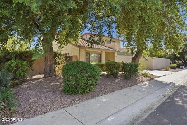 1621 E NORTHSHORE Drive, Tempe, AZ 85283