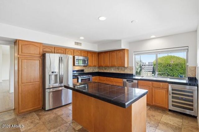 1621 E NORTHSHORE Drive, Tempe, AZ 85283