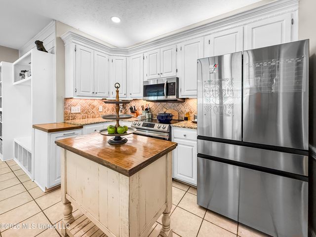 430 Hemlock Drive, Flowood, MS 39232