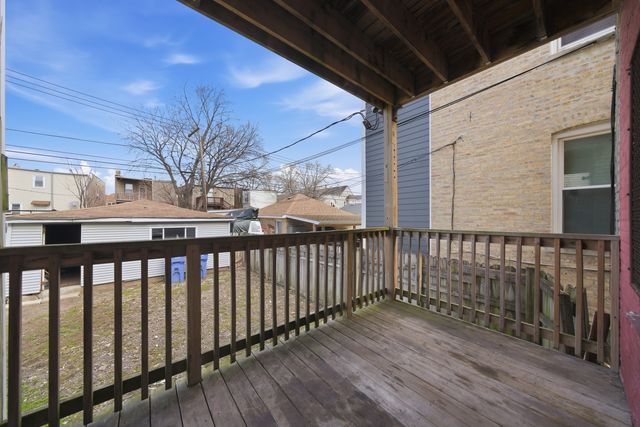 4044 W POTOMAC Avenue 1, Chicago, IL 60651