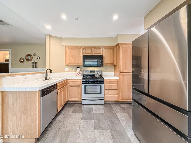 27826 Lassen Street, Castaic, CA 91384