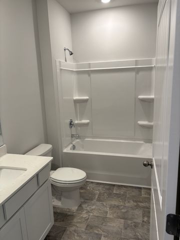 7029 Penny Ln, White House, TN 37188