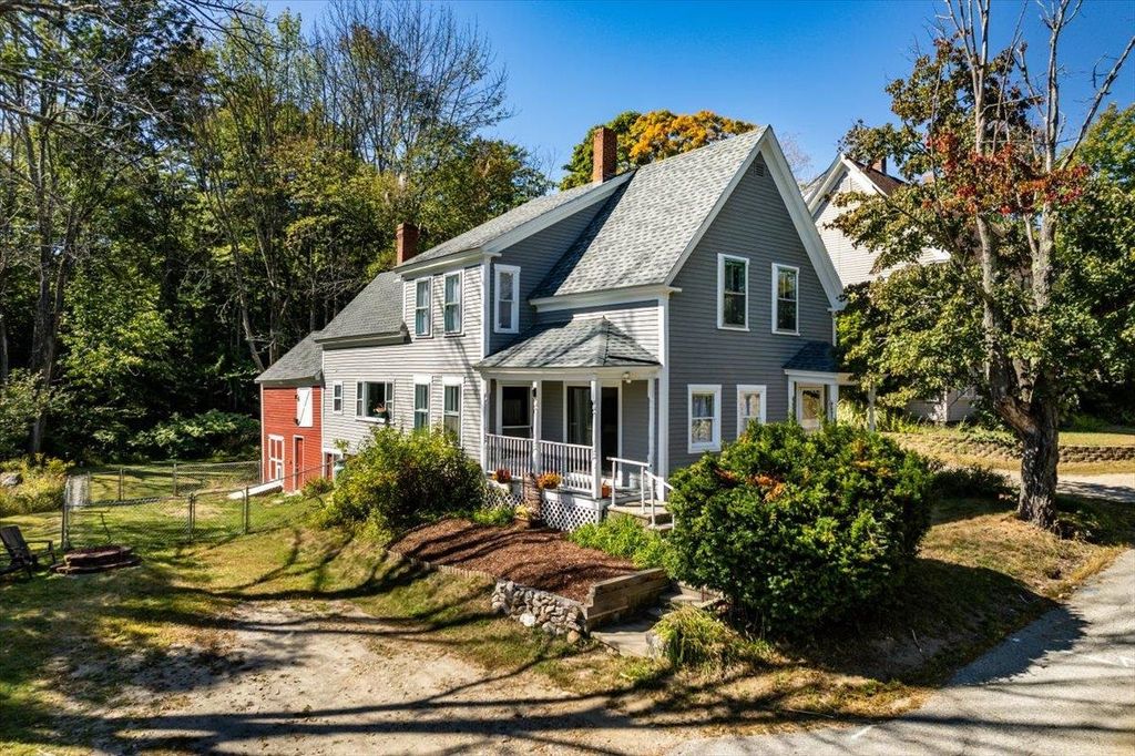 10 Brown Street, Milton, NH 03851