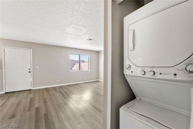 4300 North Lamont Street 245, Las Vegas, NV 89115