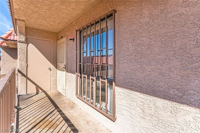 4300 North Lamont Street 245, Las Vegas, NV 89115