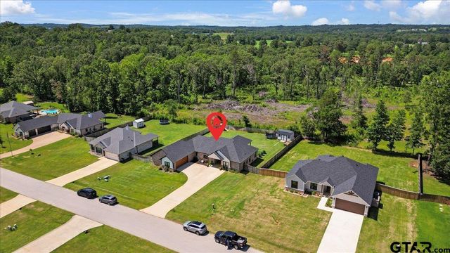 18329 Timber Oaks Dr, Lindale, TX 75771