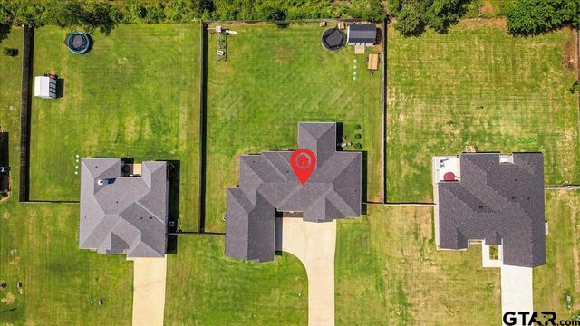 18329 Timber Oaks Dr, Lindale, TX 75771