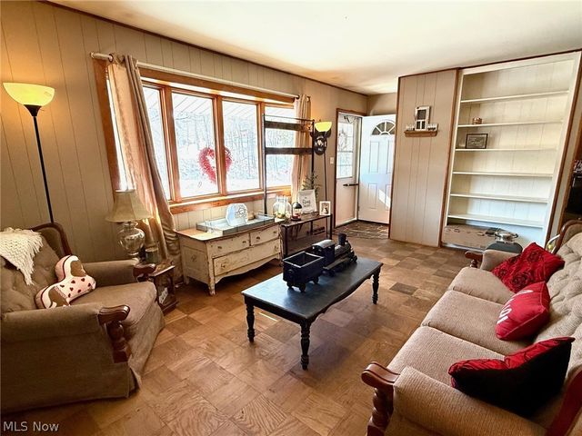 20 Silver Globe Road, Marietta, OH 45750