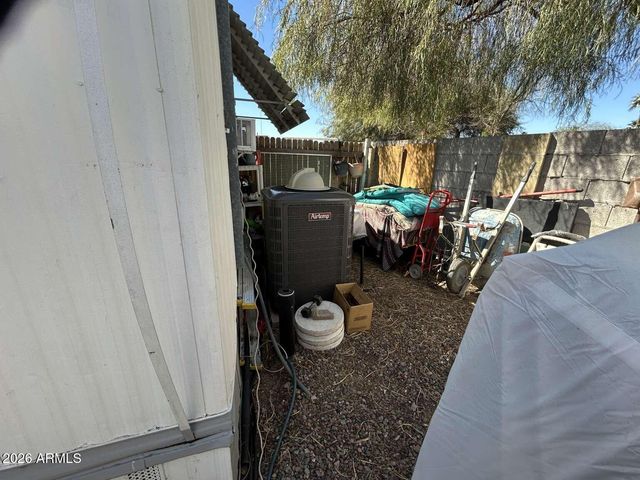 1250 E BELL Road, Phoenix, AZ 85022