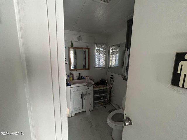 1250 E BELL Road, Phoenix, AZ 85022