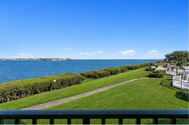 6104 PALMA DEL MAR BOULEVARD S 210, St Petersburg, FL 33715