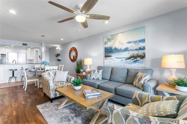 6104 PALMA DEL MAR BOULEVARD S 210, St Petersburg, FL 33715