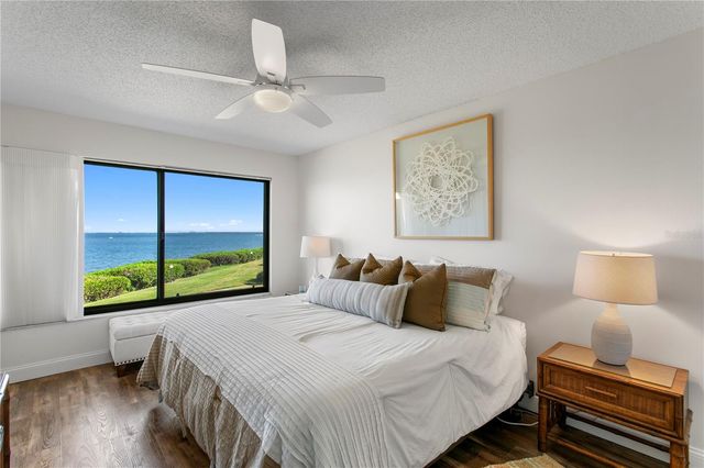 6104 PALMA DEL MAR BOULEVARD S 210, St Petersburg, FL 33715