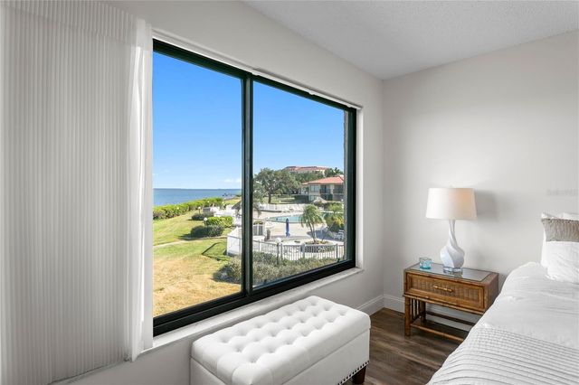 6104 PALMA DEL MAR BOULEVARD S 210, St Petersburg, FL 33715