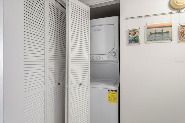 6104 PALMA DEL MAR BOULEVARD S 210, St Petersburg, FL 33715