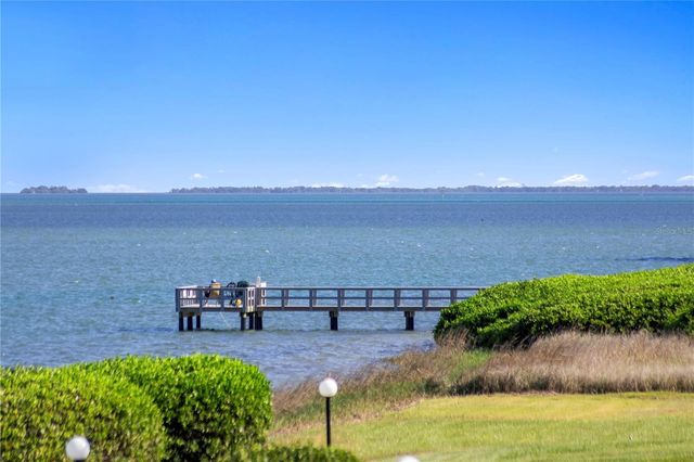 6104 PALMA DEL MAR BOULEVARD S 210, St Petersburg, FL 33715