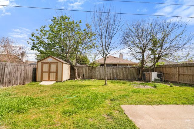 3819 Westmeadow Drive, Houston, TX 77082