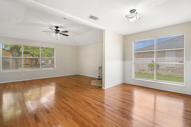 3819 Westmeadow Drive, Houston, TX 77082